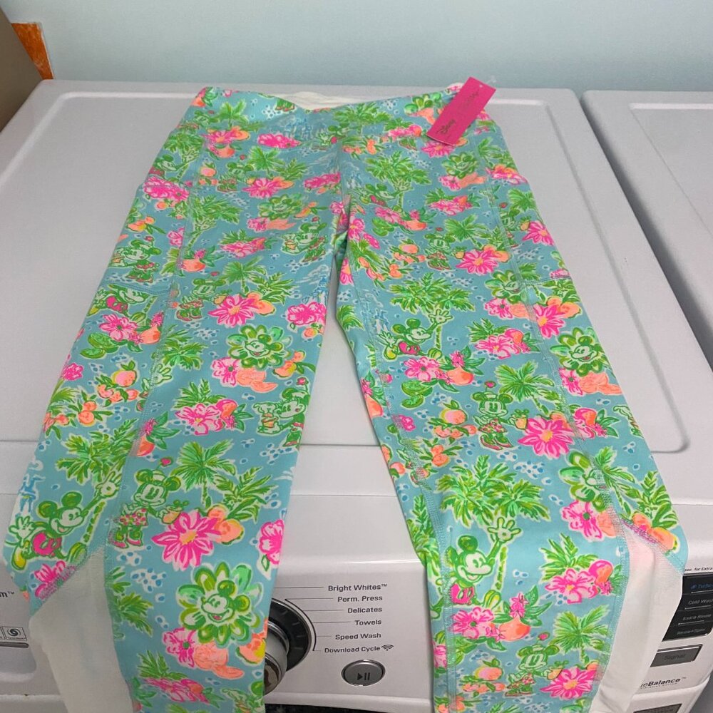 Lilly Pulitzer X Disney Leggings NWT Size M